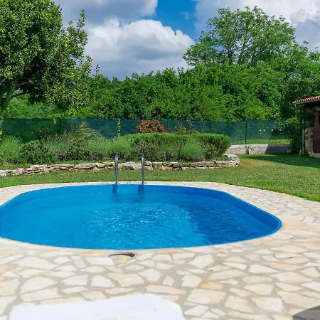 Malini By Interhome *
