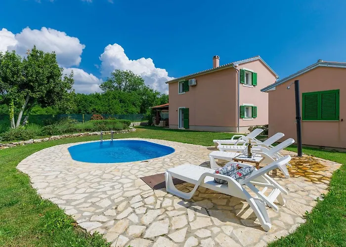 Malini By Interhome Feriehus