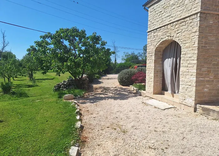 Malini By Interhome * Boskari