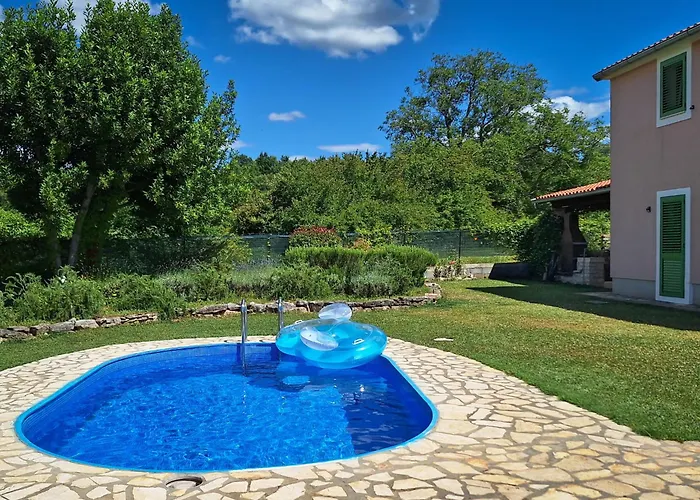 Сasa de vacaciones Malini By Interhome *
